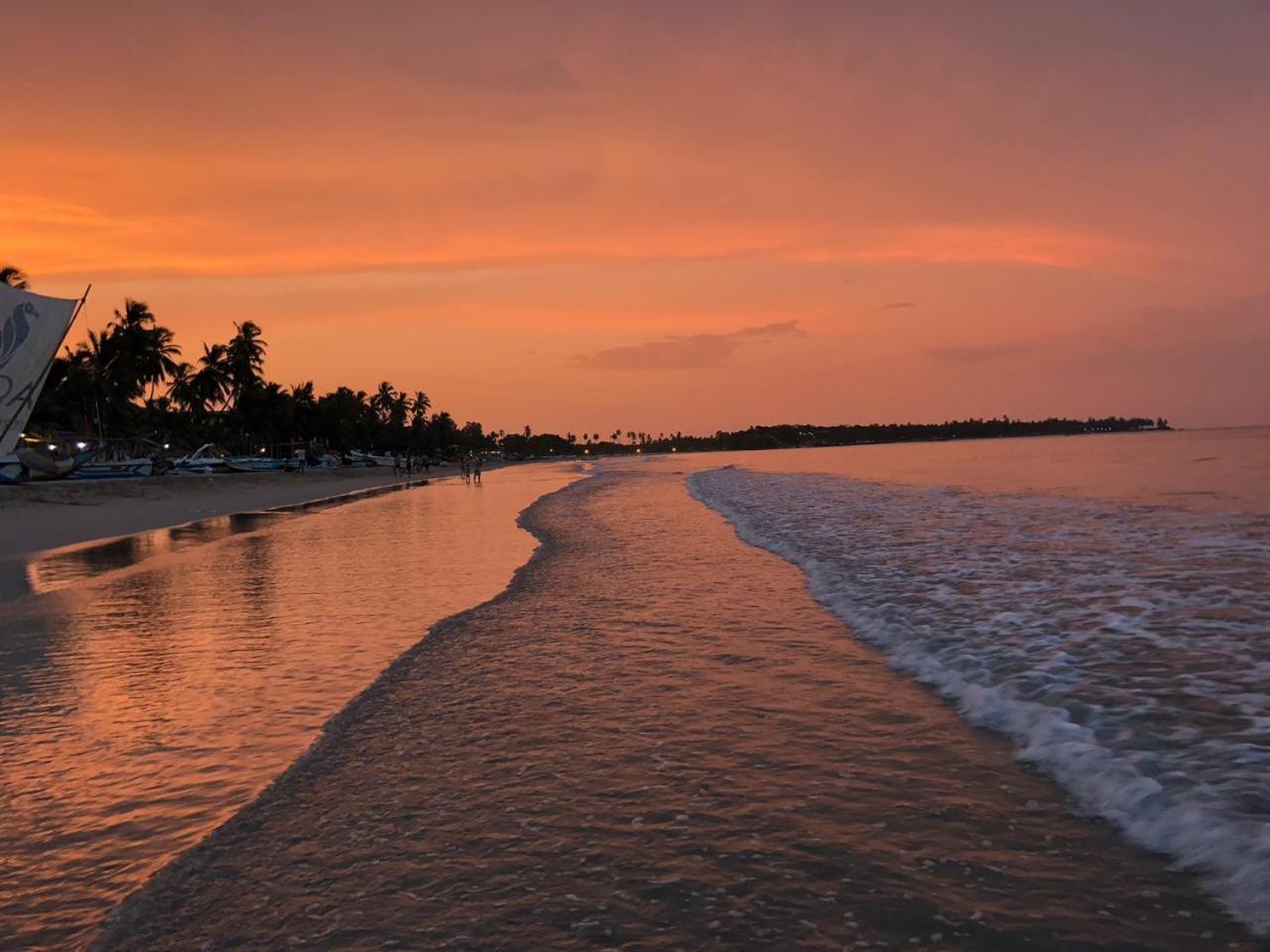 Under Water Safaris And Resort Uppuveli Extérieur photo